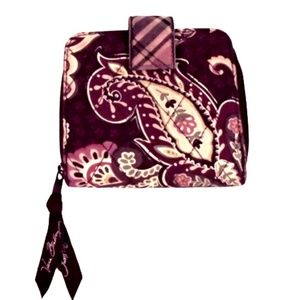 Vera Bradley Zip Around Bifold Wallet